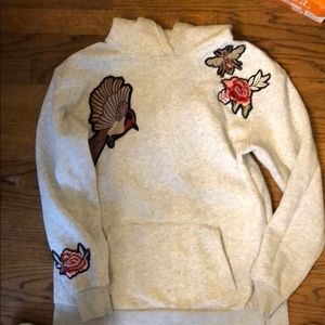 H&m grey  hoodie sweatshirt flower bird bee s nwot